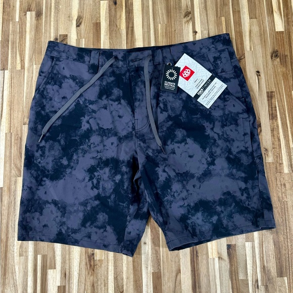 686 Men's Everywhere Shorts Slim Fit 36 - Picture 1 of 11